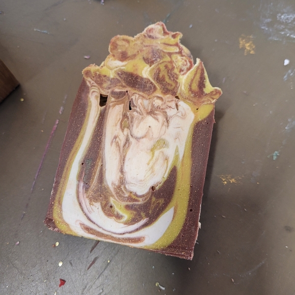 2 Handmade sandalwood heavy scented large handmade soap bars - Picture 7 of 11